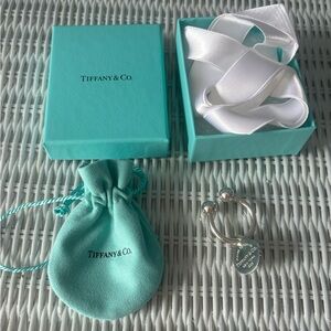 Authentic Return to Tiffany Round Tag Screwball Key Ring in Sterling Silver